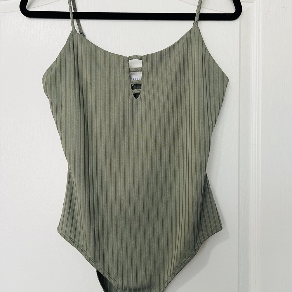 Green ribbed body suit - One Piece
